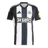 Camisa de Futebol Newcastle United Harvey Barnes #11 Equipamento Principal 2024-25 Manga Curta